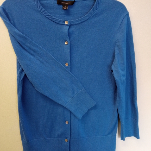 Ann Taylor Essentials Blue Cardigan - Picture 3 of 4